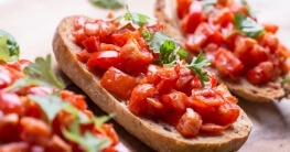 Bruschetta mit Tomatensalsa