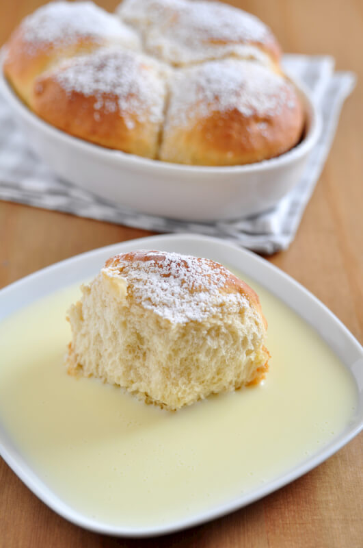 Dampfnudeln Mit Vanillesauce Und Backobst - Rezepte Suchen